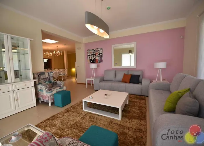 Pink House - Tabua